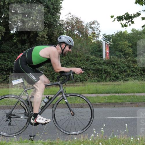 10.08.2025 - GEWOBA Citytriathlon Bremen Yannick Fuchs http://msf.ph/oto/8567055 10.08.2025 12:28:25 Radfahren 612, 622, 625, 629, 651, 685, 748, 812, 816, 828, 898, 941, 980, 981 meine-sportfotos.de