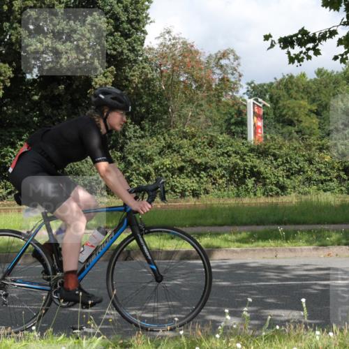 10.08.2025 - GEWOBA Citytriathlon Bremen Yannick Fuchs http://msf.ph/oto/8567069 10.08.2025 12:28:35 Radfahren 612, 622, 625, 629, 732, 812, 816, 828, 941, 980, 981 meine-sportfotos.de
