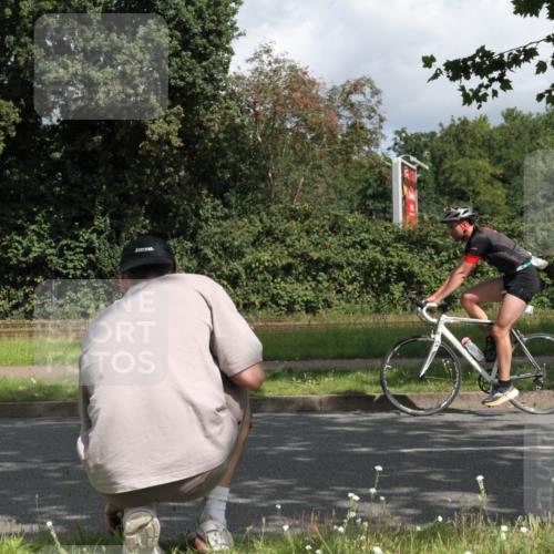 10.08.2025 - GEWOBA Citytriathlon Bremen Yannick Fuchs http://msf.ph/oto/8567123 10.08.2025 12:28:55 Radfahren 573, 659, 851 meine-sportfotos.de