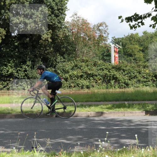 10.08.2025 - GEWOBA Citytriathlon Bremen Yannick Fuchs http://msf.ph/oto/8567130 10.08.2025 12:29:09 Radfahren 573, 576, 583, 605, 656, 1007 meine-sportfotos.de