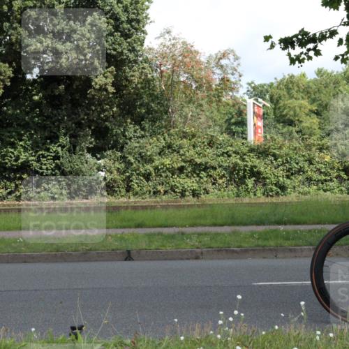 10.08.2025 - GEWOBA Citytriathlon Bremen Yannick Fuchs http://msf.ph/oto/8567147 10.08.2025 12:29:28 Radfahren 583, 605, 645, 656, 679, 687, 771, 799, 922, 927, 1007, 1030 meine-sportfotos.de