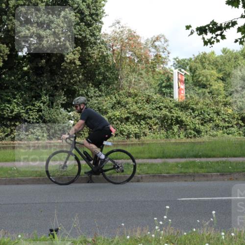 10.08.2025 - GEWOBA Citytriathlon Bremen Yannick Fuchs http://msf.ph/oto/8567148 10.08.2025 12:29:29 Radfahren 583, 605, 645, 679, 687, 771, 799, 922, 927, 1007, 1030 meine-sportfotos.de