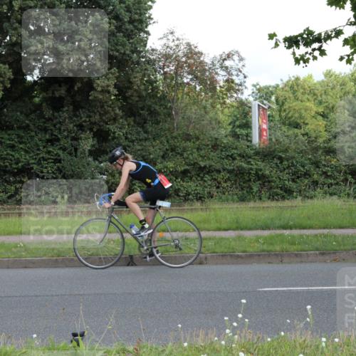 10.08.2025 - GEWOBA Citytriathlon Bremen Yannick Fuchs http://msf.ph/oto/8567157 10.08.2025 12:29:43 Radfahren 645, 687, 688, 699, 751, 922, 927, 942 meine-sportfotos.de