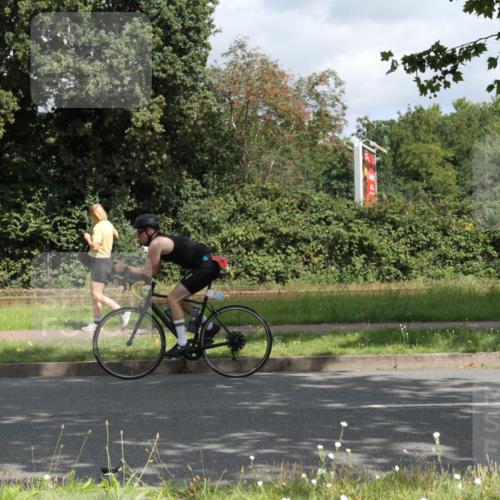 10.08.2025 - GEWOBA Citytriathlon Bremen Yannick Fuchs http://msf.ph/oto/8567244 10.08.2025 12:31:28 Radfahren 564, 575, 616, 630, 649, 655, 753, 788, 793, 863, 894, 905, 950 meine-sportfotos.de
