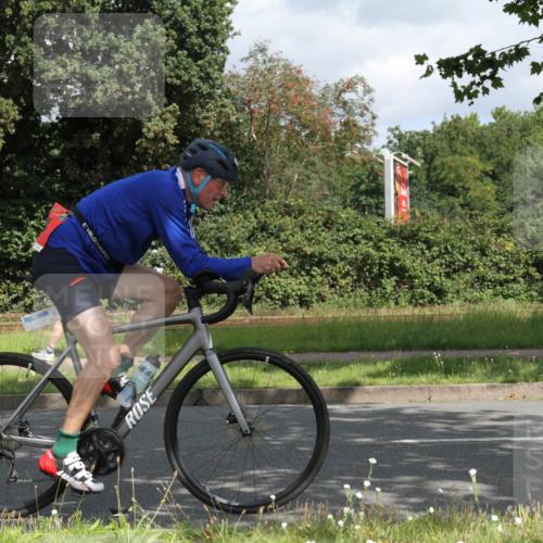 10.08.2025 - GEWOBA Citytriathlon Bremen Yannick Fuchs http://msf.ph/oto/8567245 10.08.2025 12:31:28 Radfahren 564, 575, 616, 630, 649, 655, 753, 788, 793, 863, 894, 905, 950 meine-sportfotos.de