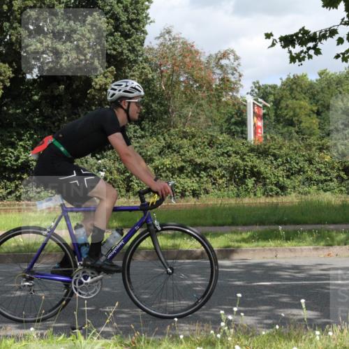 10.08.2025 - GEWOBA Citytriathlon Bremen Yannick Fuchs http://msf.ph/oto/8567250 10.08.2025 12:31:34 Radfahren 564, 616, 649, 654, 655, 666, 788, 793, 863, 894, 905, 950 meine-sportfotos.de