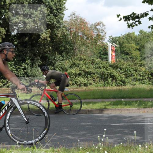 10.08.2025 - GEWOBA Citytriathlon Bremen Yannick Fuchs http://msf.ph/oto/8567257 10.08.2025 12:31:40 Radfahren 552, 564, 616, 649, 654, 655, 666, 667, 788, 793, 863, 950 meine-sportfotos.de