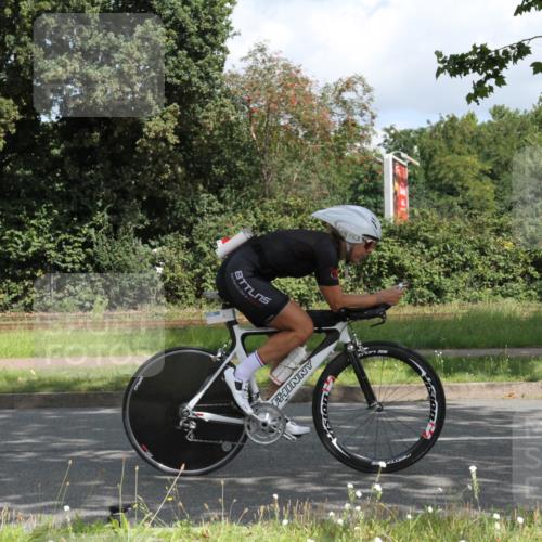 10.08.2025 - GEWOBA Citytriathlon Bremen Yannick Fuchs http://msf.ph/oto/8567394 10.08.2025 12:35:20 Radfahren 558, 579, 642, 707, 742, 973, 977, 1039 meine-sportfotos.de