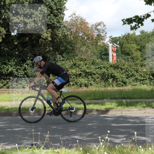 10.08.2025 - GEWOBA Citytriathlon Bremen Yannick Fuchs http://msf.ph/oto/8567400 10.08.2025 12:35:32 Radfahren 579, 642, 719, 742, 763, 783, 833, 919, 973, 1039 meine-sportfotos.de