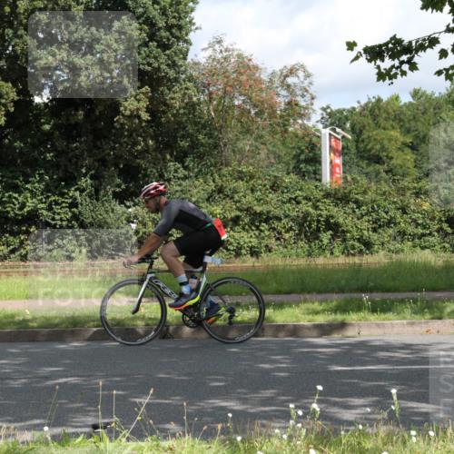 10.08.2025 - GEWOBA Citytriathlon Bremen Yannick Fuchs http://msf.ph/oto/8567432 10.08.2025 12:36:14 Radfahren 565, 567, 582, 599, 636, 639, 759 meine-sportfotos.de