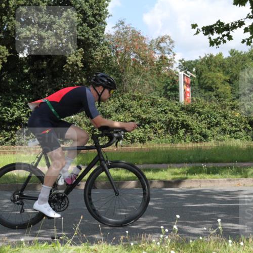 10.08.2025 - GEWOBA Citytriathlon Bremen Yannick Fuchs http://msf.ph/oto/8567486 10.08.2025 12:37:58 Radfahren 618, 671, 761, 764, 782 meine-sportfotos.de