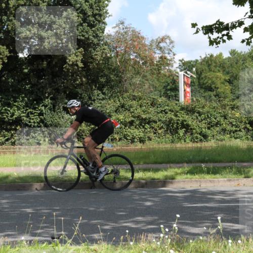 10.08.2025 - GEWOBA Citytriathlon Bremen Yannick Fuchs http://msf.ph/oto/8567493 10.08.2025 12:38:08 Radfahren 618, 671, 761, 764, 782, 784, 825, 844, 853, 1018 meine-sportfotos.de