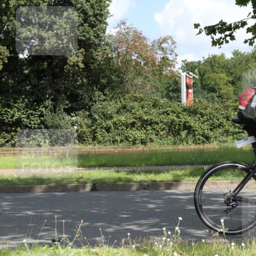 10.08.2025 - GEWOBA Citytriathlon Bremen Yannick Fuchs http://msf.ph/oto/8567503 10.08.2025 12:38:16 Radfahren 557, 671, 761, 764, 782, 784, 825, 844, 853, 1018 meine-sportfotos.de
