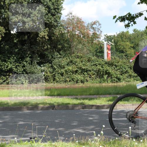 10.08.2025 - GEWOBA Citytriathlon Bremen Yannick Fuchs http://msf.ph/oto/8567609 10.08.2025 12:40:28 Radfahren 559, 581, 597, 602, 672, 723, 737, 815, 848, 870, 879, 890, 899, 910, 949, 975, 1002, 1024 meine-sportfotos.de