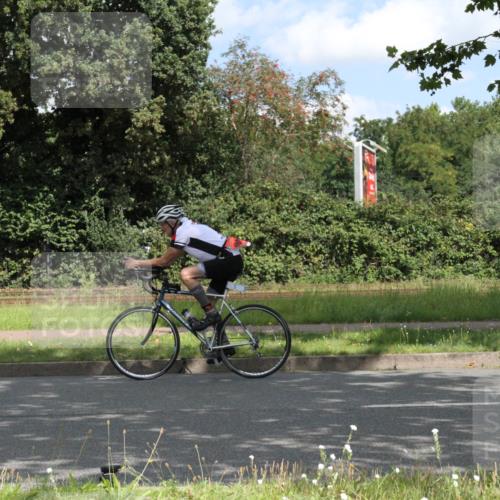 10.08.2025 - GEWOBA Citytriathlon Bremen Yannick Fuchs http://msf.ph/oto/8567662 10.08.2025 12:41:49 Radfahren 614, 623, 663, 923, 926, 983 meine-sportfotos.de