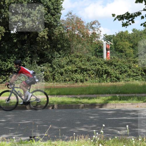 10.08.2025 - GEWOBA Citytriathlon Bremen Yannick Fuchs http://msf.ph/oto/8567664 10.08.2025 12:41:52 Radfahren 614, 623, 663, 923, 926, 983 meine-sportfotos.de