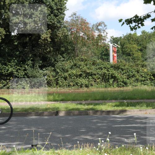 10.08.2025 - GEWOBA Citytriathlon Bremen Yannick Fuchs http://msf.ph/oto/8567674 10.08.2025 12:42:09 Radfahren 698, 754, 1003 meine-sportfotos.de