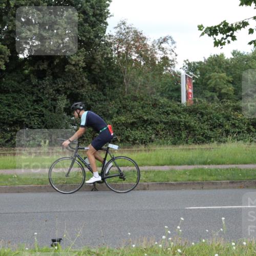 10.08.2025 - GEWOBA Citytriathlon Bremen Yannick Fuchs http://msf.ph/oto/8567842 10.08.2025 12:46:23 Radfahren 625, 948, 1011 meine-sportfotos.de