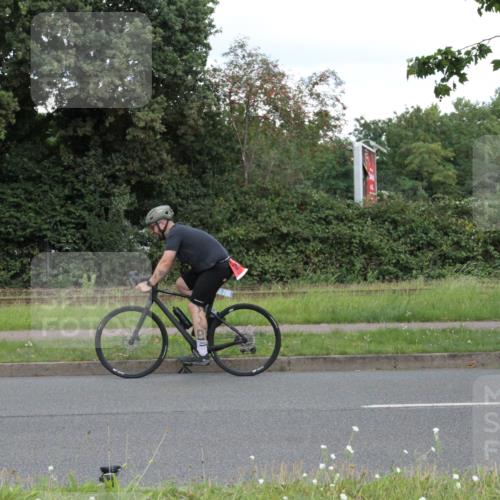 10.08.2025 - GEWOBA Citytriathlon Bremen Yannick Fuchs http://msf.ph/oto/8567860 10.08.2025 12:46:47 Radfahren 576, 605, 799, 823, 903, 918, 962, 968, 1007, 1020 meine-sportfotos.de