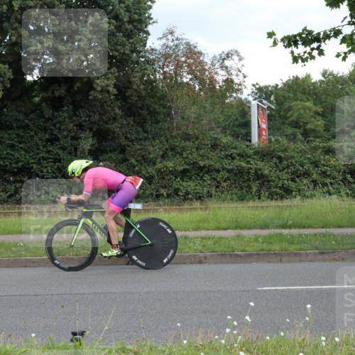 10.08.2025 - GEWOBA Citytriathlon Bremen Yannick Fuchs http://msf.ph/oto/8568084 10.08.2025 12:51:52 Radfahren 575, 604, 664, 680, 855 meine-sportfotos.de