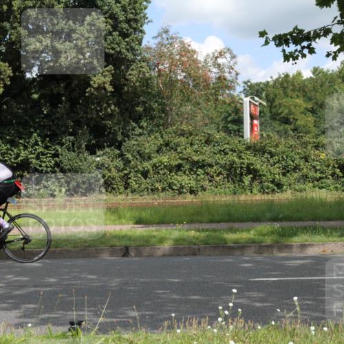 10.08.2025 - GEWOBA Citytriathlon Bremen Yannick Fuchs http://msf.ph/oto/8568172 10.08.2025 12:54:15 Radfahren 618, 707, 740, 742, 750, 797, 1006, 1032, 1039 meine-sportfotos.de