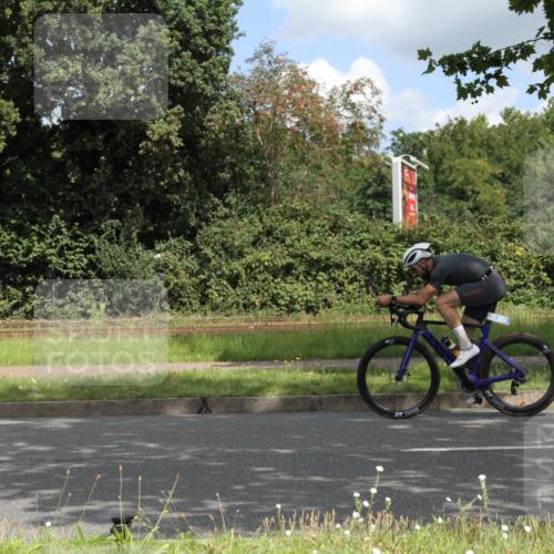 10.08.2025 - GEWOBA Citytriathlon Bremen Yannick Fuchs http://msf.ph/oto/8568206 10.08.2025 12:54:29 Radfahren 580, 582, 618, 634, 707, 740, 783, 789, 790, 826 meine-sportfotos.de