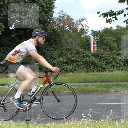 10.08.2025 - GEWOBA Citytriathlon Bremen Yannick Fuchs http://msf.ph/oto/8568284 10.08.2025 12:55:50 Radfahren 636, 658, 729, 765, 779, 804, 843, 880, 883, 890, 896 meine-sportfotos.de