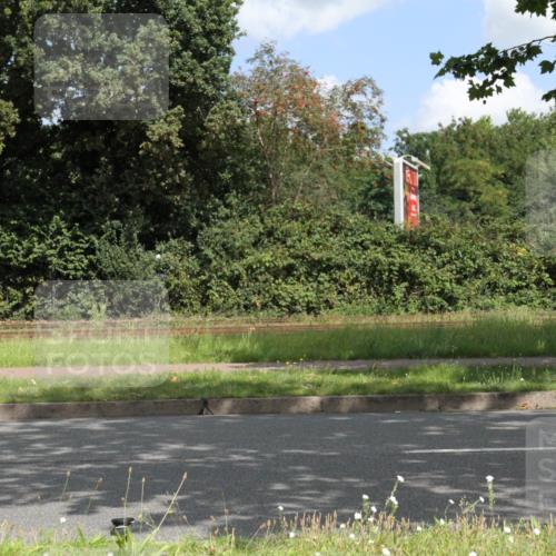 10.08.2025 - GEWOBA Citytriathlon Bremen Yannick Fuchs http://msf.ph/oto/8568383 10.08.2025 12:57:23 Radfahren 572, 690, 720, 730, 758, 849, 892, 900, 940, 969 meine-sportfotos.de