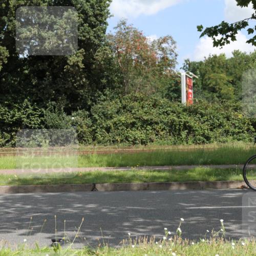 10.08.2025 - GEWOBA Citytriathlon Bremen Yannick Fuchs http://msf.ph/oto/8568392 10.08.2025 12:57:26 Radfahren 572, 690, 720, 758, 849, 892, 900, 940, 969 meine-sportfotos.de