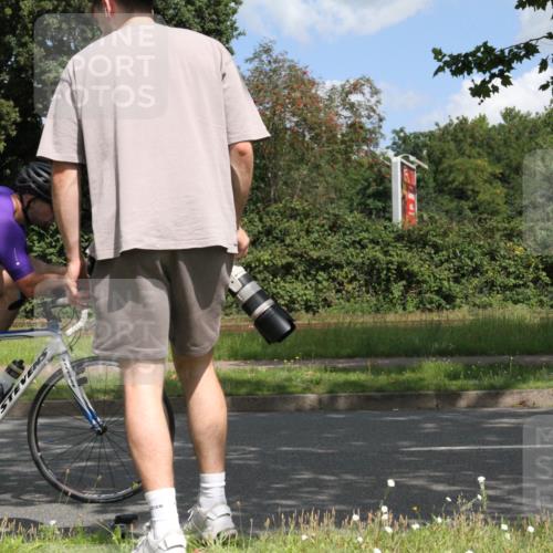 10.08.2025 - GEWOBA Citytriathlon Bremen Yannick Fuchs http://msf.ph/oto/8568456 10.08.2025 12:57:53 Radfahren 650, 660, 671, 825, 853, 869, 920, 1018 meine-sportfotos.de