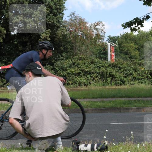 10.08.2025 - GEWOBA Citytriathlon Bremen Yannick Fuchs http://msf.ph/oto/8568470 10.08.2025 12:58:10 Radfahren 619, 671, 813, 920 meine-sportfotos.de