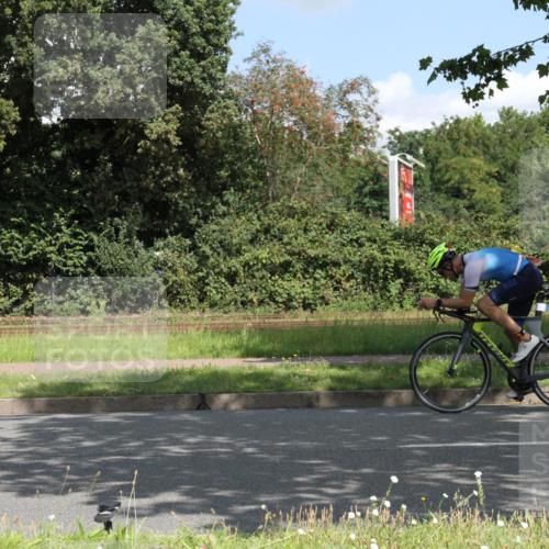 10.08.2025 - GEWOBA Citytriathlon Bremen Yannick Fuchs http://msf.ph/oto/8568739 10.08.2025 13:03:36 Radfahren 753, 812, 823, 925 meine-sportfotos.de