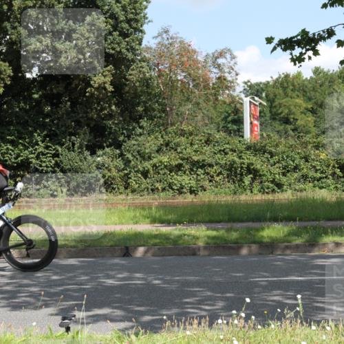 10.08.2025 - GEWOBA Citytriathlon Bremen Yannick Fuchs http://msf.ph/oto/8568746 10.08.2025 13:03:39 Radfahren 753, 812, 823, 908, 925, 1007 meine-sportfotos.de
