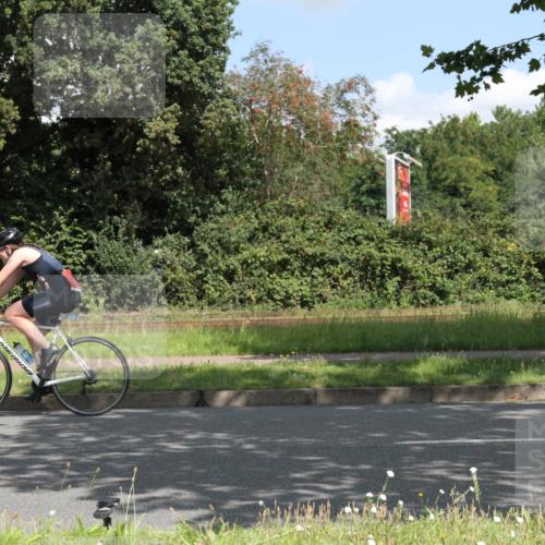 10.08.2025 - GEWOBA Citytriathlon Bremen Yannick Fuchs http://msf.ph/oto/8568752 10.08.2025 13:03:41 Radfahren 676, 753, 812, 823, 908, 925, 1007 meine-sportfotos.de
