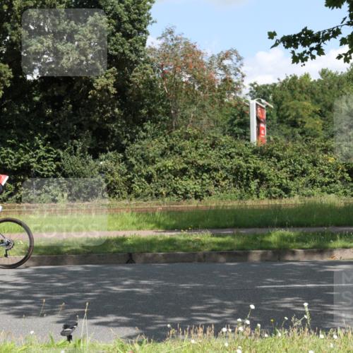 10.08.2025 - GEWOBA Citytriathlon Bremen Yannick Fuchs http://msf.ph/oto/8568812 10.08.2025 13:04:02 Radfahren 574, 576, 605, 625, 640, 676, 685, 697, 760, 769, 786, 908, 946, 963, 965, 1007, 1036 meine-sportfotos.de
