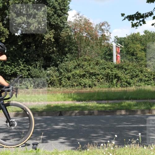 10.08.2025 - GEWOBA Citytriathlon Bremen Yannick Fuchs http://msf.ph/oto/8568962 10.08.2025 13:05:38 Radfahren 615, 616, 627, 659, 746, 809, 876, 897, 943 meine-sportfotos.de