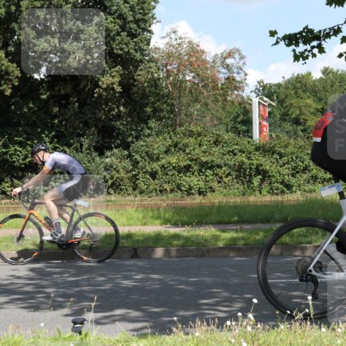 10.08.2025 - GEWOBA Citytriathlon Bremen Yannick Fuchs http://msf.ph/oto/8568984 10.08.2025 13:05:57 Radfahren 573, 616, 630, 767, 793, 857, 918, 948, 962, 981 meine-sportfotos.de