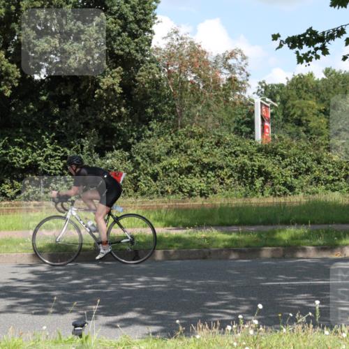 10.08.2025 - GEWOBA Citytriathlon Bremen Yannick Fuchs http://msf.ph/oto/8569011 10.08.2025 13:06:32 Radfahren 621, 655, 699, 732, 788, 840, 856, 927, 1026 meine-sportfotos.de