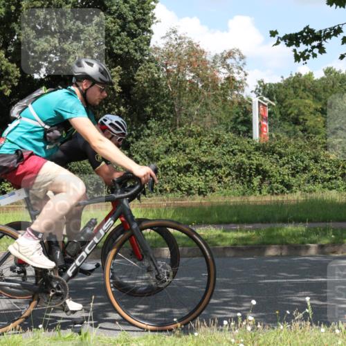 10.08.2025 - GEWOBA Citytriathlon Bremen Yannick Fuchs http://msf.ph/oto/8569041 10.08.2025 13:07:10 Radfahren 649, 656, 717, 724, 806, 820, 888, 903 meine-sportfotos.de