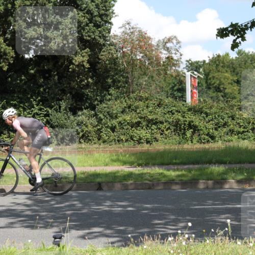 10.08.2025 - GEWOBA Citytriathlon Bremen Yannick Fuchs http://msf.ph/oto/8569091 10.08.2025 13:07:58 Radfahren 578, 626, 643, 666, 689, 774, 792, 838, 852, 941 meine-sportfotos.de