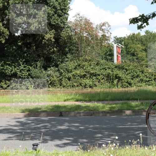 10.08.2025 - GEWOBA Citytriathlon Bremen Yannick Fuchs http://msf.ph/oto/8569098 10.08.2025 13:08:08 Radfahren 626, 643, 666, 687, 689, 774, 792, 838, 852 meine-sportfotos.de