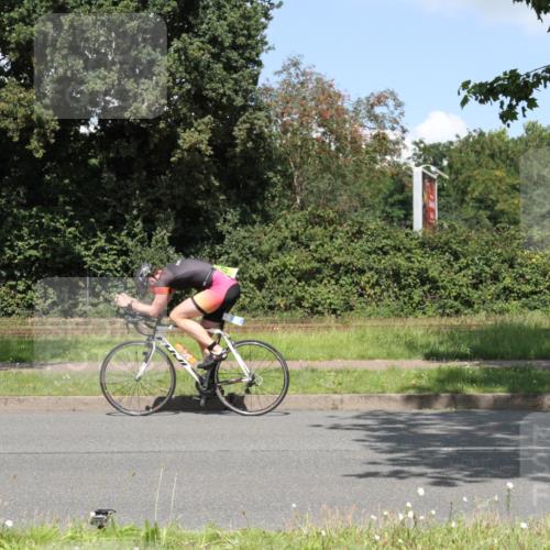 10.08.2025 - GEWOBA Citytriathlon Bremen Yannick Fuchs http://msf.ph/oto/8569563 10.08.2025 14:09:07 Radfahren 85, 165 meine-sportfotos.de