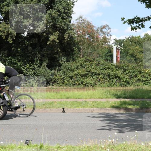 10.08.2025 - GEWOBA Citytriathlon Bremen Yannick Fuchs http://msf.ph/oto/8569597 10.08.2025 14:11:23 Radfahren 70, 161 meine-sportfotos.de