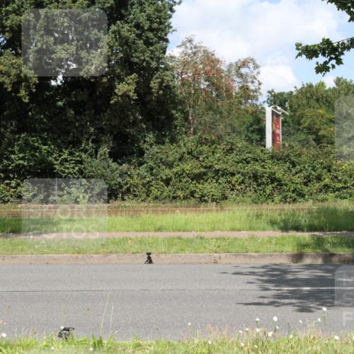 10.08.2025 - GEWOBA Citytriathlon Bremen Yannick Fuchs http://msf.ph/oto/8569860 10.08.2025 14:15:12 Radfahren 15, 45, 54, 55, 76, 88, 97, 108, 133, 146, 151, 226 meine-sportfotos.de