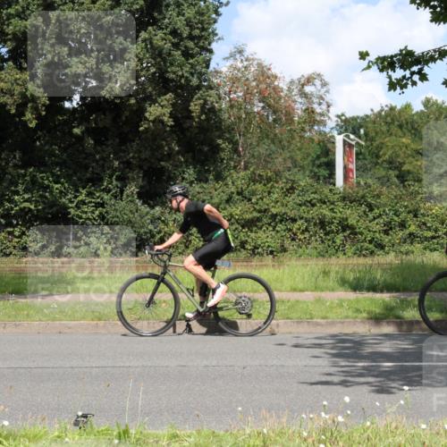 10.08.2025 - GEWOBA Citytriathlon Bremen Yannick Fuchs http://msf.ph/oto/8569907 10.08.2025 14:15:37 Radfahren 54, 72, 74, 98, 118, 123, 187 meine-sportfotos.de
