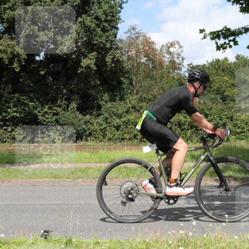 10.08.2025 - GEWOBA Citytriathlon Bremen Yannick Fuchs http://msf.ph/oto/8570012 10.08.2025 14:16:35 Radfahren 31, 57, 63, 64, 121, 144, 152, 173 meine-sportfotos.de