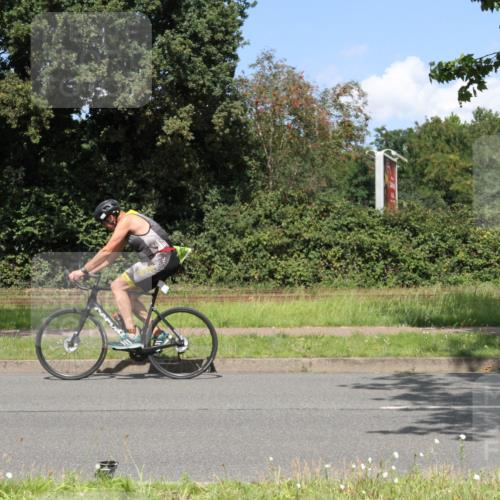 10.08.2025 - GEWOBA Citytriathlon Bremen Yannick Fuchs http://msf.ph/oto/8570324 10.08.2025 14:21:08 Radfahren 6, 19, 73, 142, 191, 266 meine-sportfotos.de