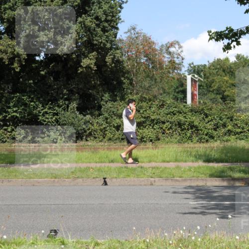 10.08.2025 - GEWOBA Citytriathlon Bremen Yannick Fuchs http://msf.ph/oto/8570353 10.08.2025 14:21:25 Radfahren 6, 9, 177 meine-sportfotos.de