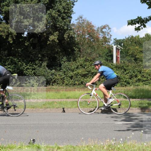10.08.2025 - GEWOBA Citytriathlon Bremen Yannick Fuchs http://msf.ph/oto/8570419 10.08.2025 14:22:20 Radfahren 109, 186, 215, 217, 224, 258, 259, 262 meine-sportfotos.de