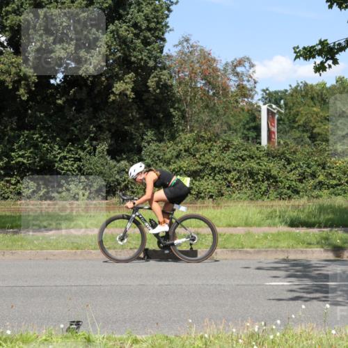 10.08.2025 - GEWOBA Citytriathlon Bremen Yannick Fuchs http://msf.ph/oto/8570635 10.08.2025 14:25:52 Radfahren 167, 181, 273, 331, 446, 499 meine-sportfotos.de